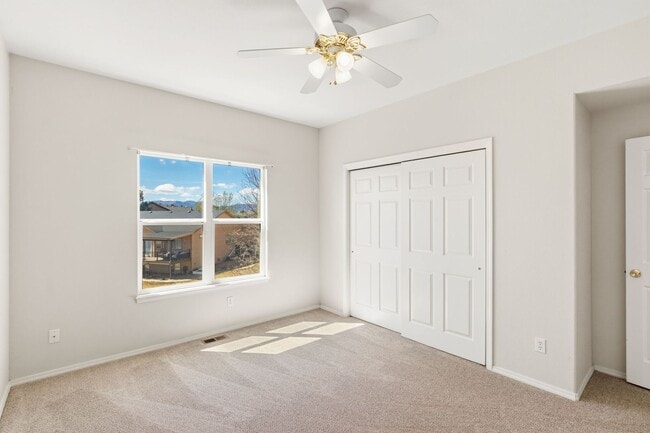 Building Photo - 5330 Roundup Dr