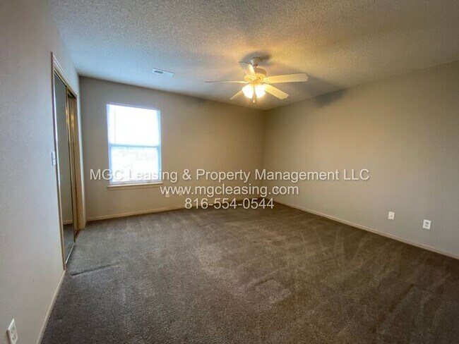 Building Photo - SOUTH GARDEN TOWNHOMES