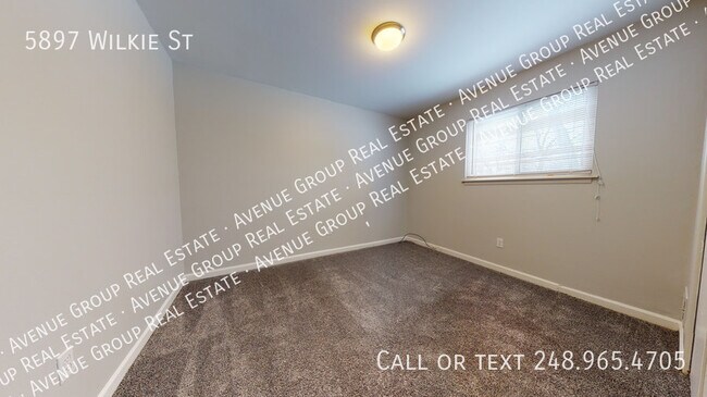 Building Photo - 5897 Wilkie St