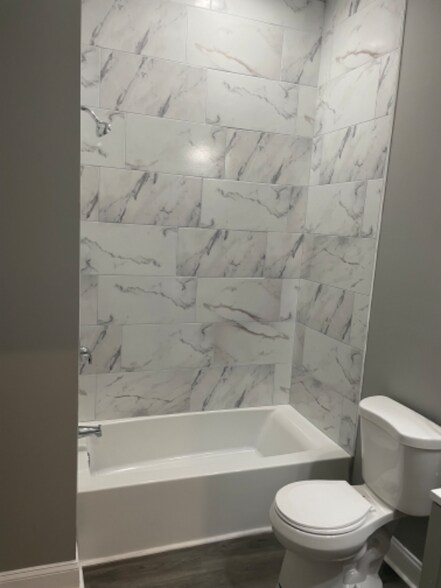 Building Photo - 612 Chestnut Hill Ave