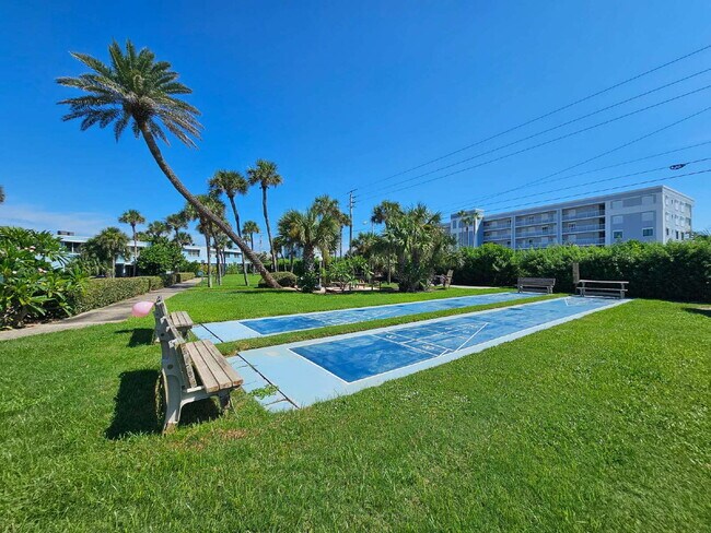 Building Photo - Satellite Beach Salt Life