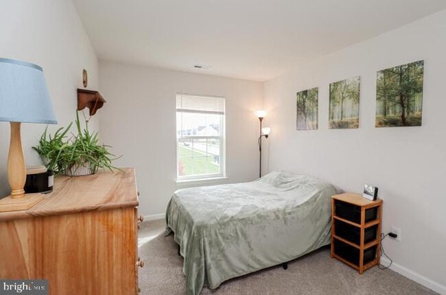 Building Photo - 364 Trego Avenue