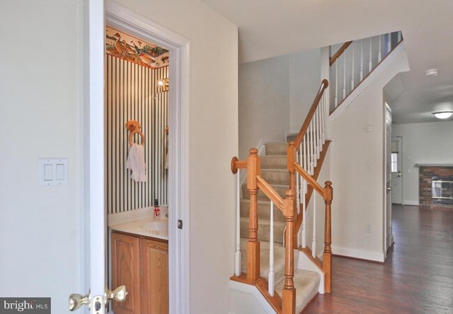 Building Photo - 14214 Beddingfield Way