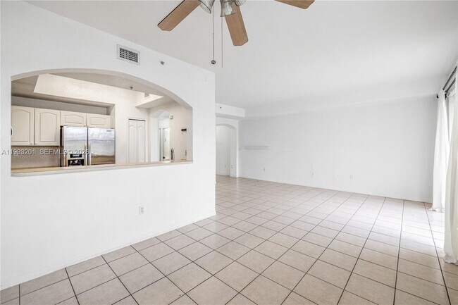 Building Photo - 8854 W Flagler St