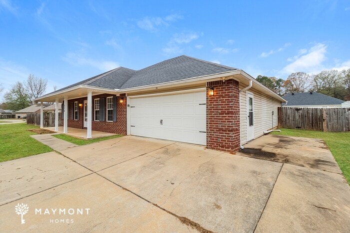 Building Photo - 238 Timberlake Dr