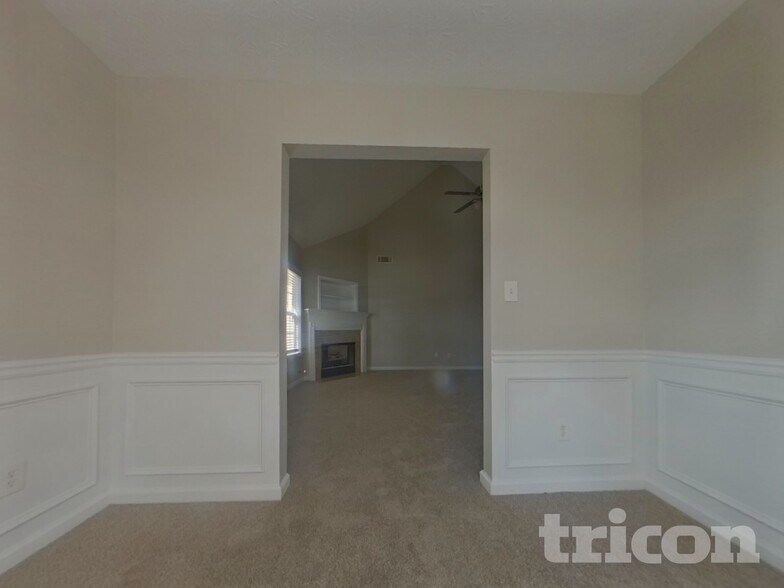 Building Photo - 806 Tucker Trail