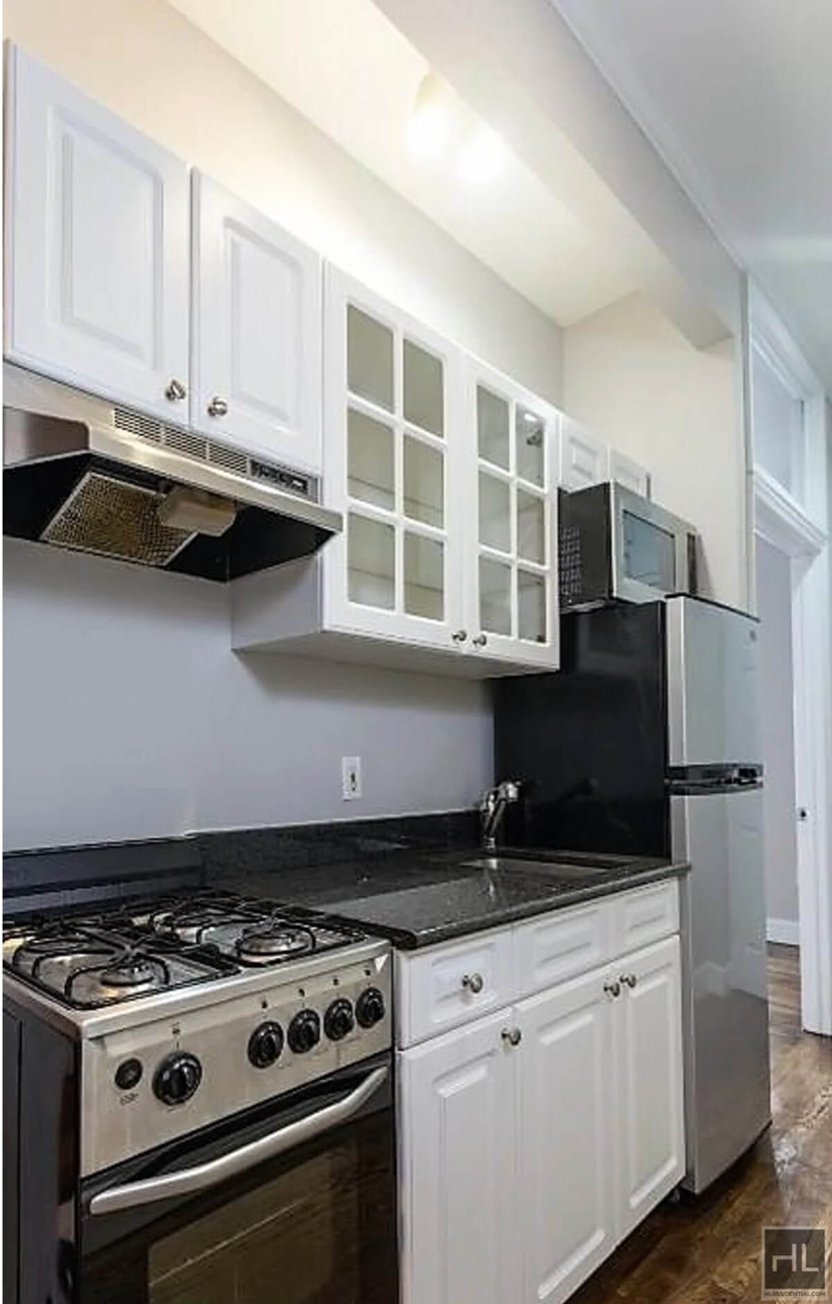 Building Photo - East 13th Street