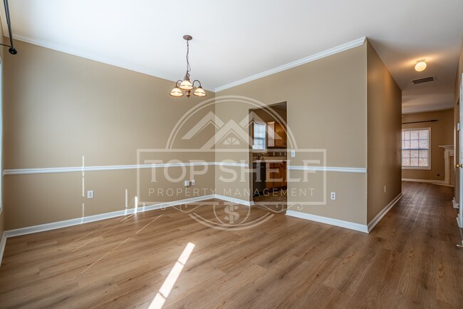 Building Photo - 32 Brookvalley Ct W