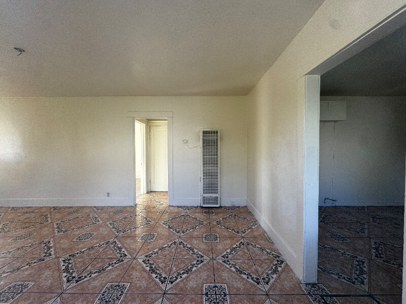 Building Photo - 788 W 13th St