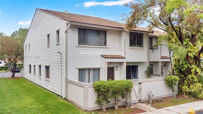 Building Photo - 3541 NW 99th Terrace