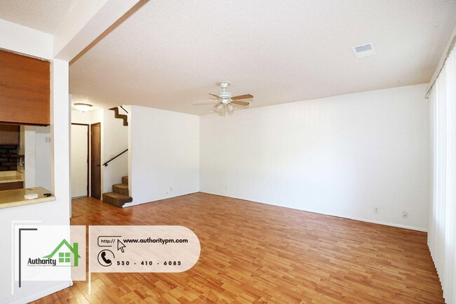 Building Photo - 3867 Apollo St