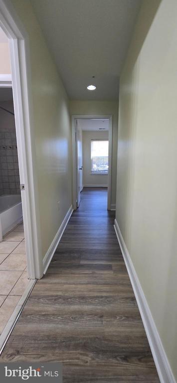 Building Photo - 8883 Rusland Ct