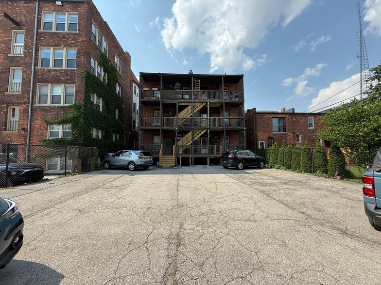 Building Photo - 469 W Willis St