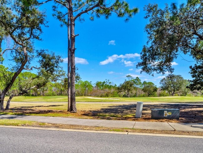 Building Photo - 330 Kelly Plantation Dr