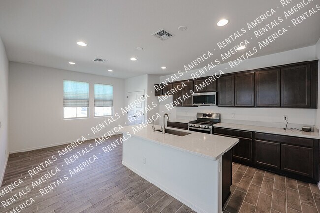 Building Photo - 14243 W Hackamore Dr.