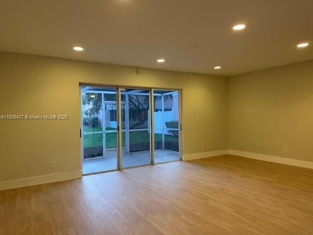 Building Photo - 762 NW 208th Terrace