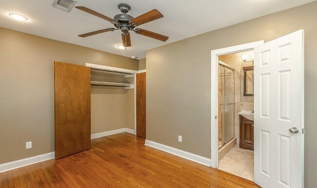 Building Photo - 4309 Forest Park Dr