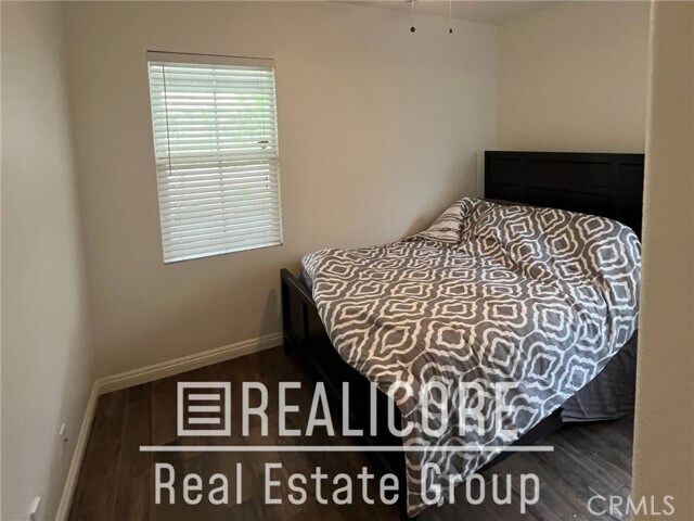 Building Photo - 15806 Rock Point Ln