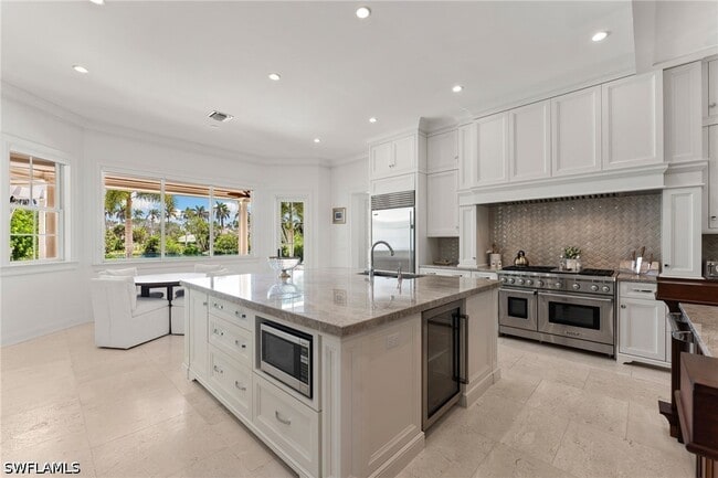 Building Photo - 2325 Lantern Ln