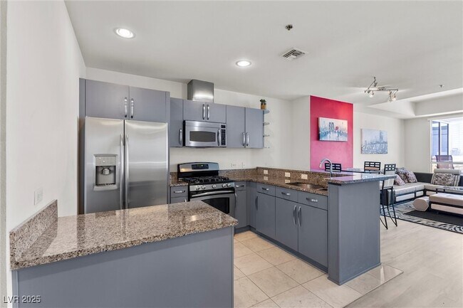 Building Photo - 4575 Dean Martin Dr