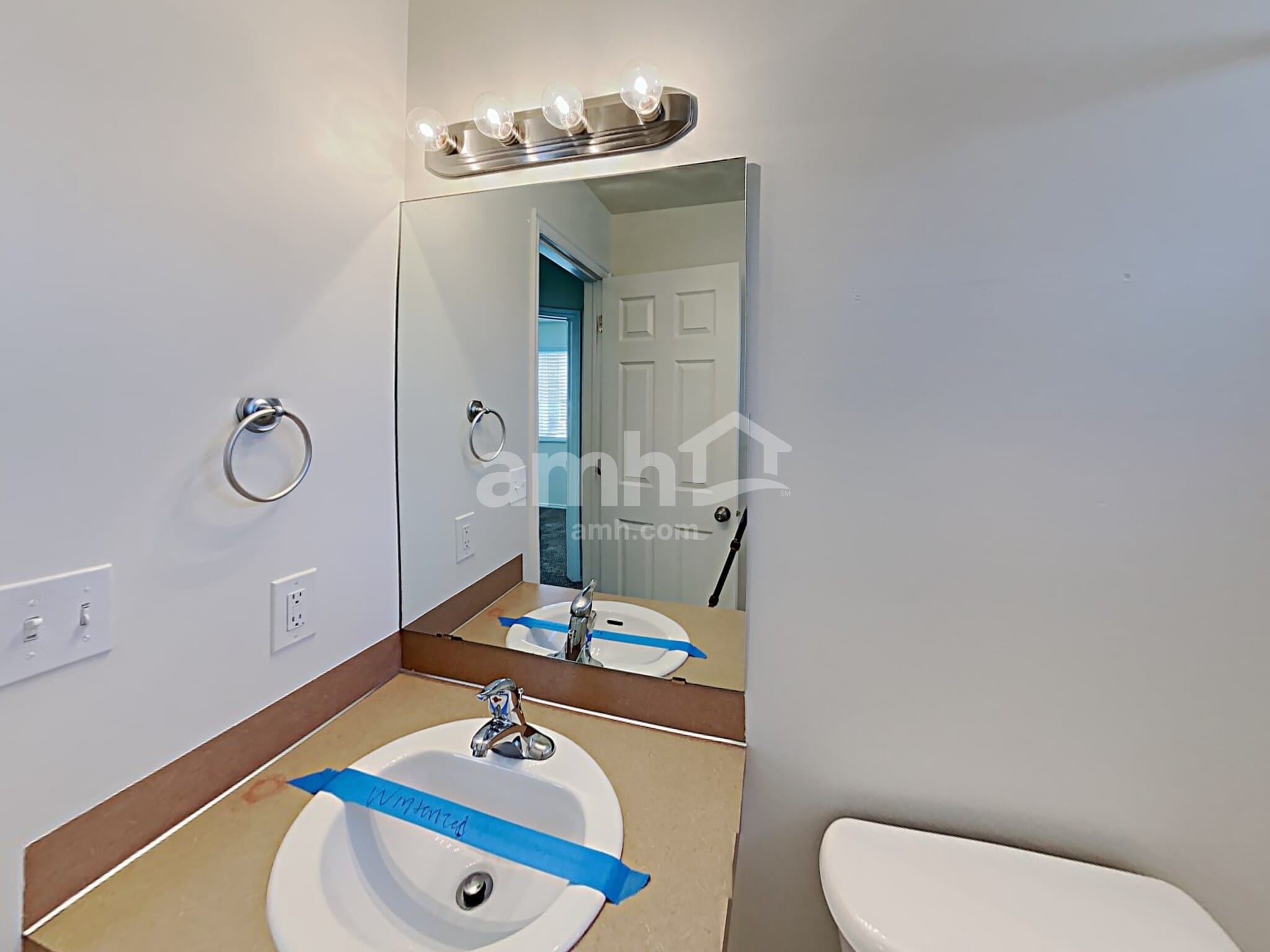 Building Photo - 435 S 120 W