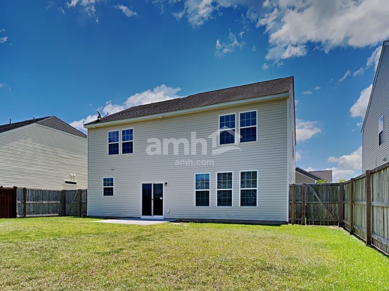 Building Photo - 1110 Friartuck Trail