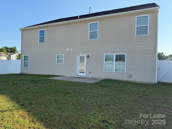 Building Photo - 9010 Harwood Knoll Dr