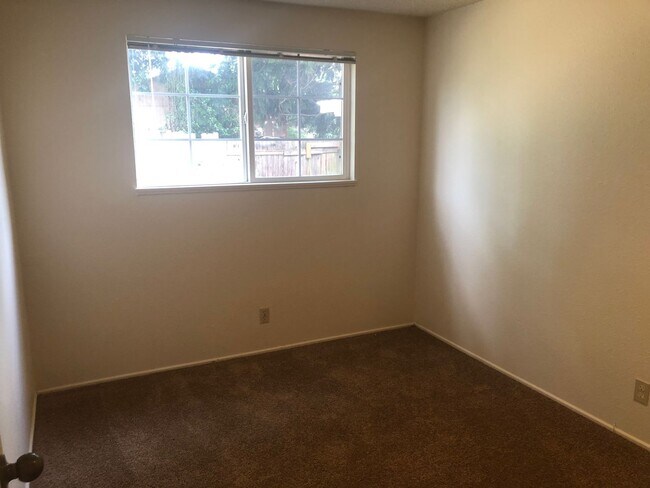 Building Photo - purvis02