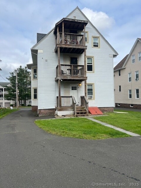 Building Photo - 131 S Highland St