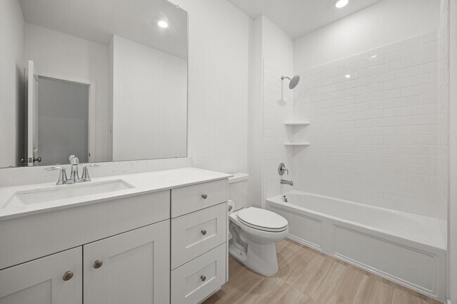 Building Photo - 6318 Seafoam Lake Dr