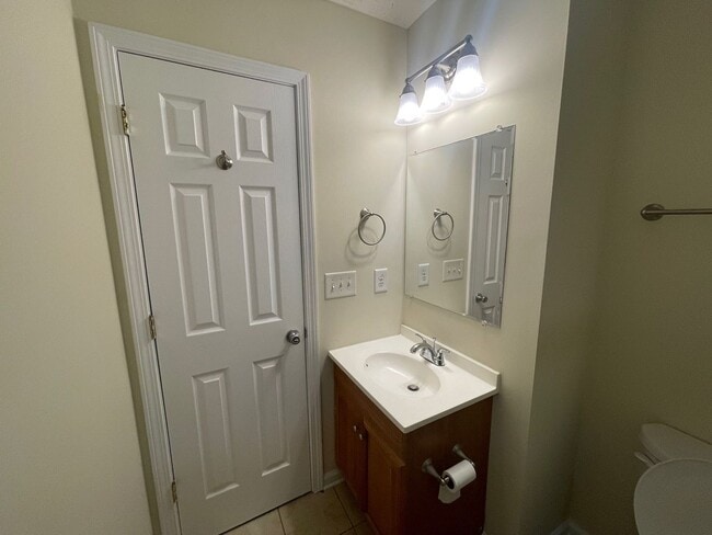 Building Photo - 5039 Coker St