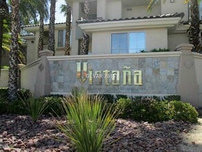 Building Photo - Nice 2-Bedroom Condo in a Guard-Gated Comm...