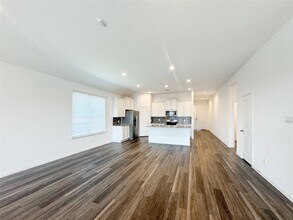 Building Photo - 519 Newcomb Holw Dr