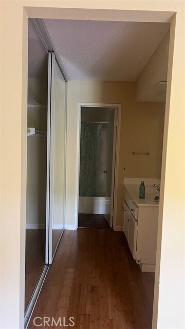 Building Photo - 15425 Sherman Way