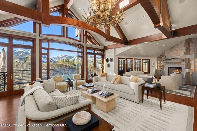 Building Photo - 294 Draw Dr