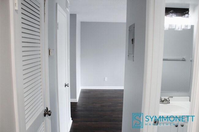 Building Photo - Limited-Time Move-In Special! - Free RING Camera!