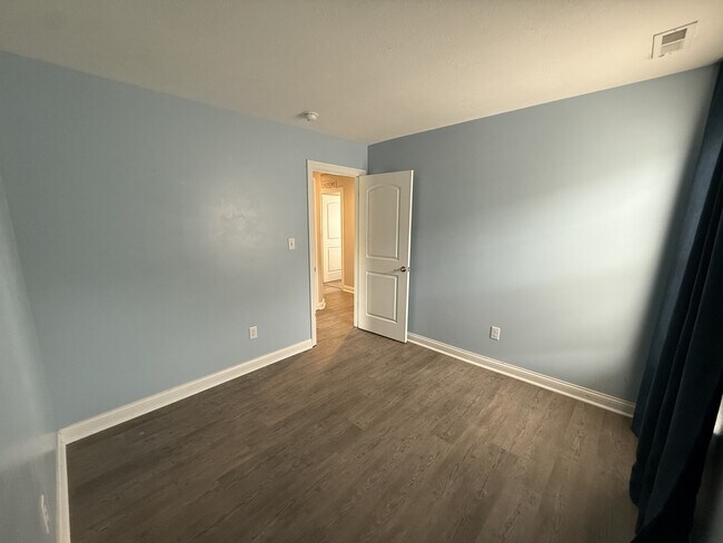 Building Photo - 8836 Kipling Dr