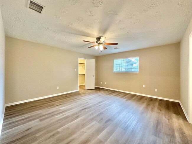 Building Photo - 1514 Park Meadow Dr