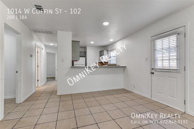 Building Photo - 1014 W Coffin St