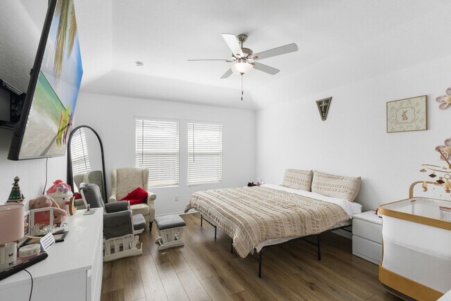 Building Photo - 149 River Rise Rd