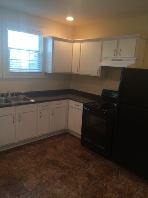 Building Photo - 564 Cotton St