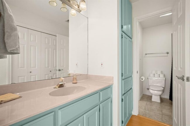 Building Photo - 7209 Foxtree Cove