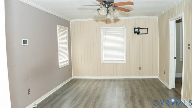 Building Photo - 2731 Parkdale Rd