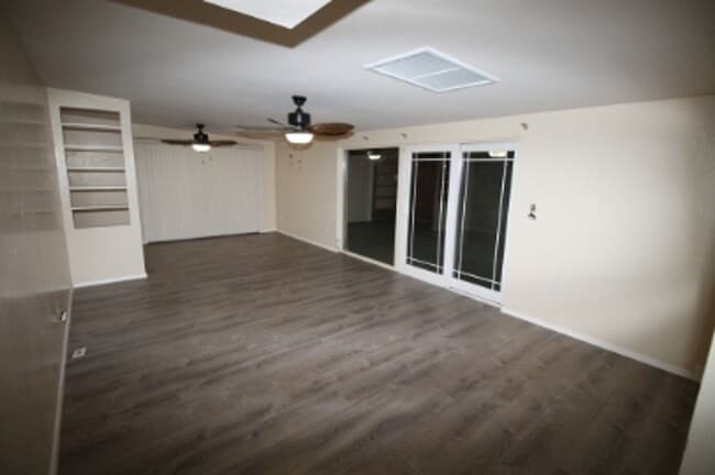 Building Photo - Beautiful Eastside Home