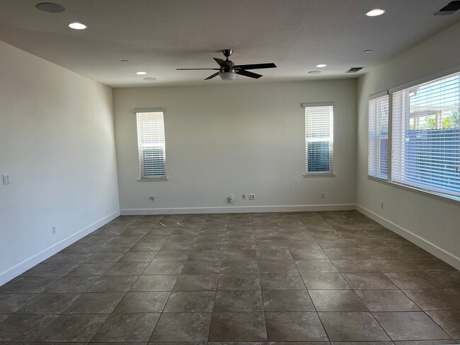 Building Photo - Executive 2828 Sqft. Rocklin 5 Bedroom, 4 ...