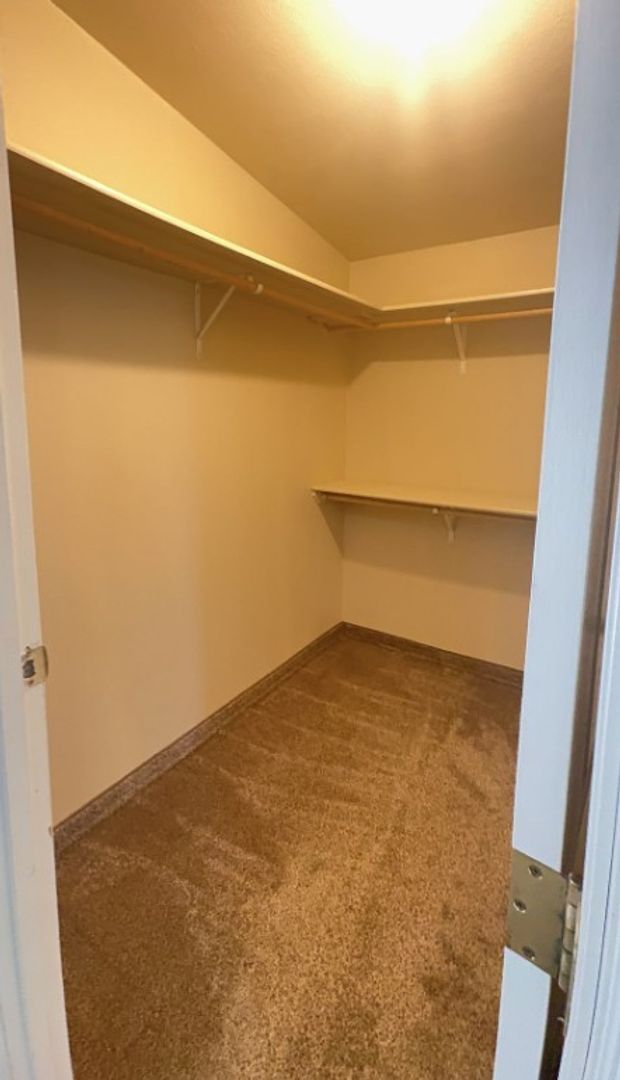 Building Photo - 311 N Highland Dr
