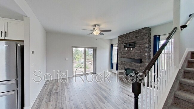 Building Photo - 7621 Red River Wy