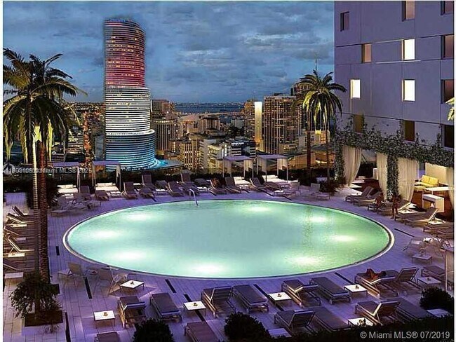 Building Photo - 500 Brickell Ave