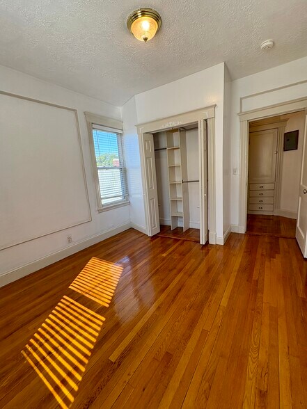 Building Photo - 134 Sutherland Rd