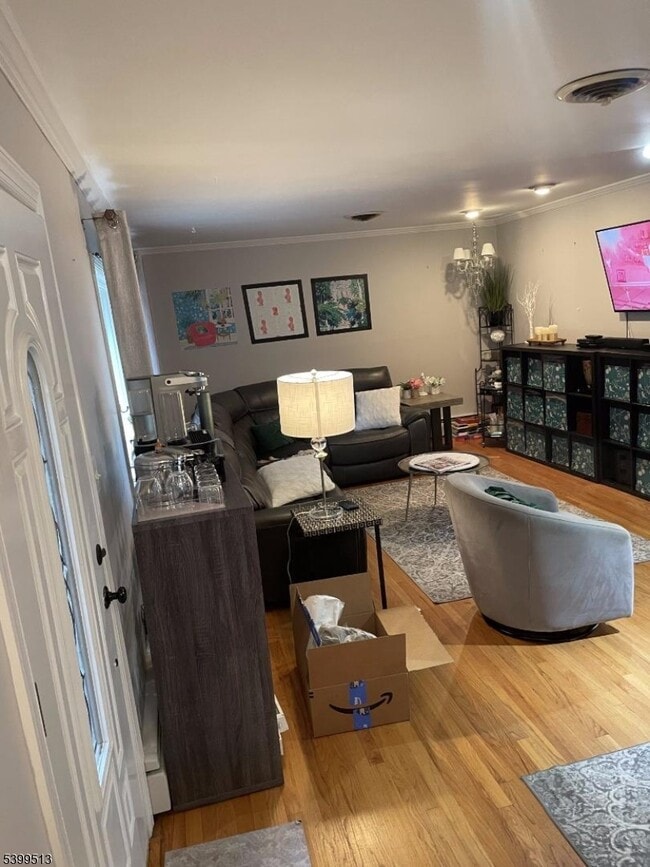 Building Photo - 273 Rea Ave Ext